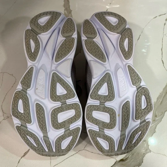 Hoka Bondi 8 Running Shoes. Women’s Size 8.5B Color Gray. - Picture 11 of 11